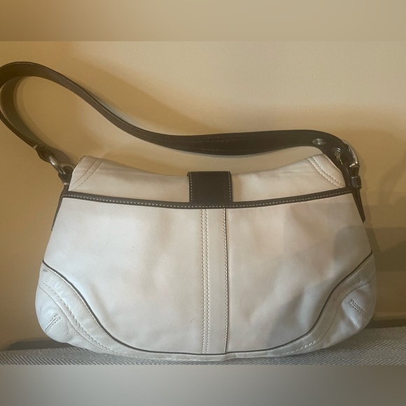 Y2K Coach F10910 Soho Leather Buckle Flap Hobo Bag w/matching wallet - Picture 8 of 13